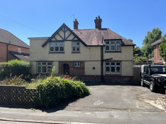 Chapel Lane, LYNDHURST