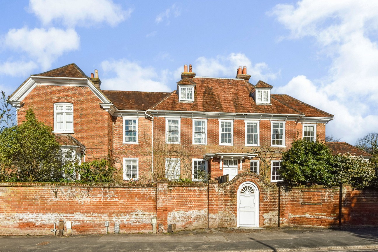 High Street, Lyndhurst, Hampshire