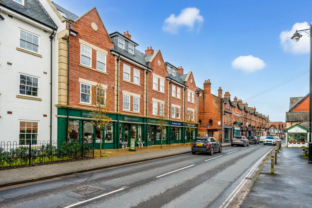 High Street, Lyndhurst, Hampshire