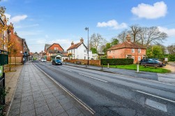 High Street, Lyndhurst, Hampshire