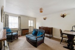 High Street, Lyndhurst, Hampshire