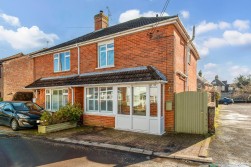 Queens Parade, Lyndhurst, Hampshire