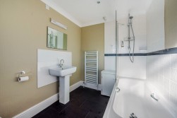 Queens Parade, Lyndhurst, Hampshire