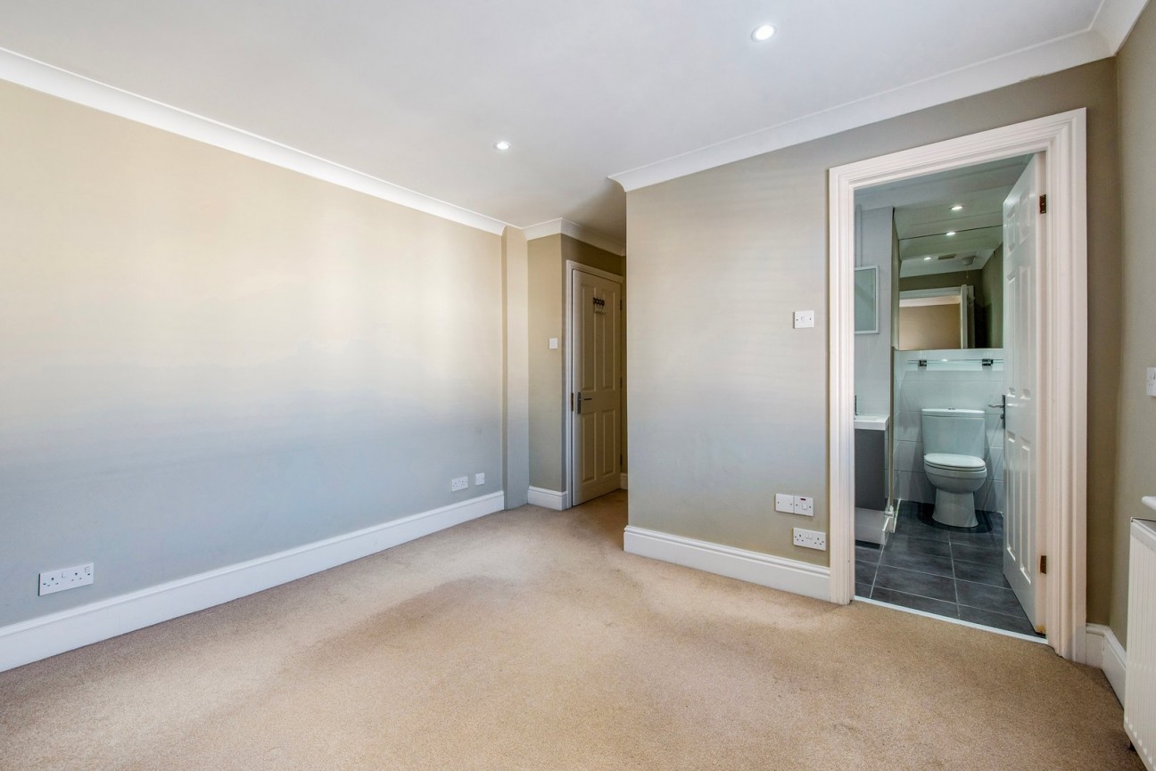 Queens Parade, Lyndhurst, Hampshire