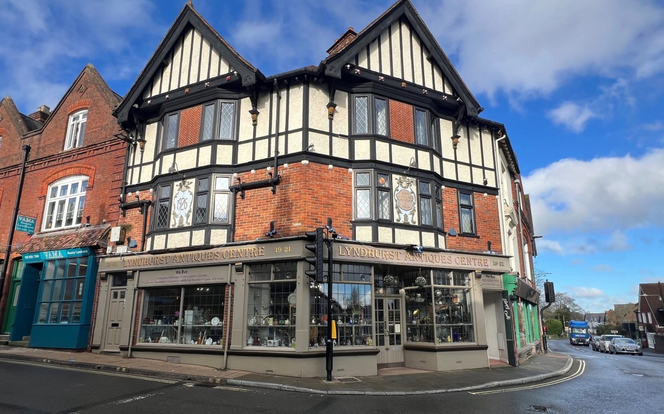 High Street, Lyndhurst, Hampshire