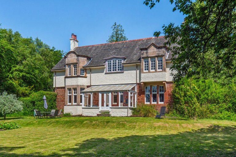 Upper Colquhoun Street, Helensburgh, G84