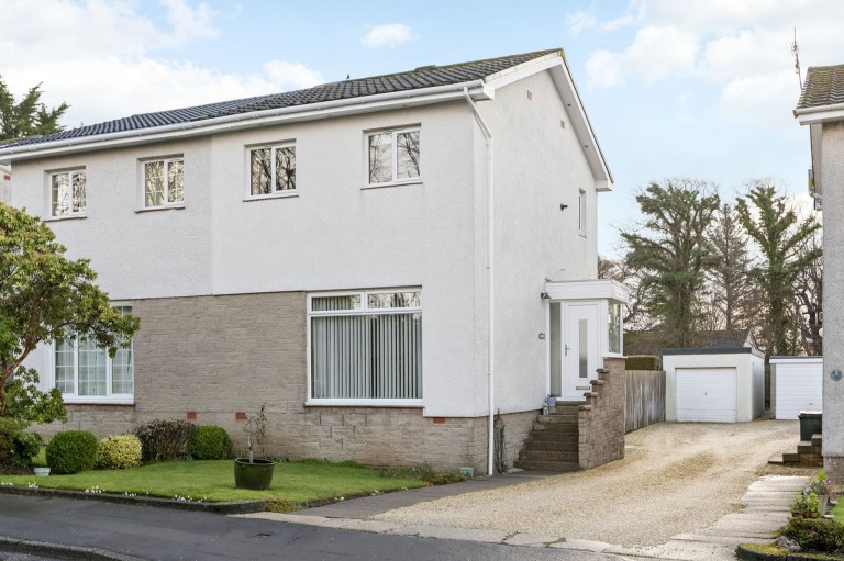 Bainfield Road, Cardross, G82