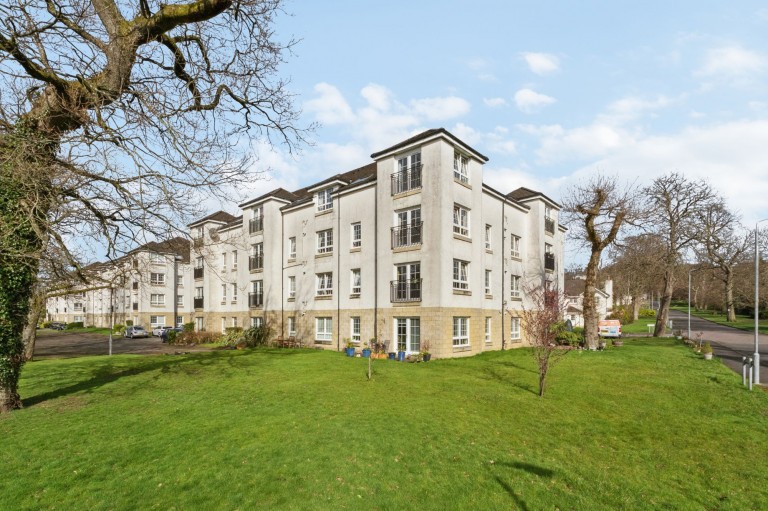 Braid Avenue, Cardross, G82