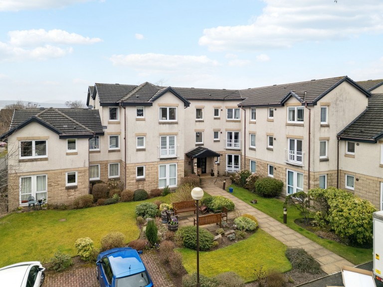 West King Street, Kings Court, G84