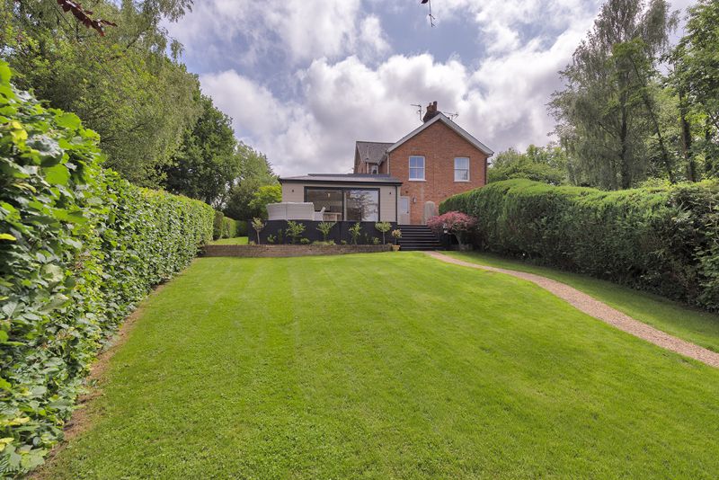 Cryals Road, Matfield