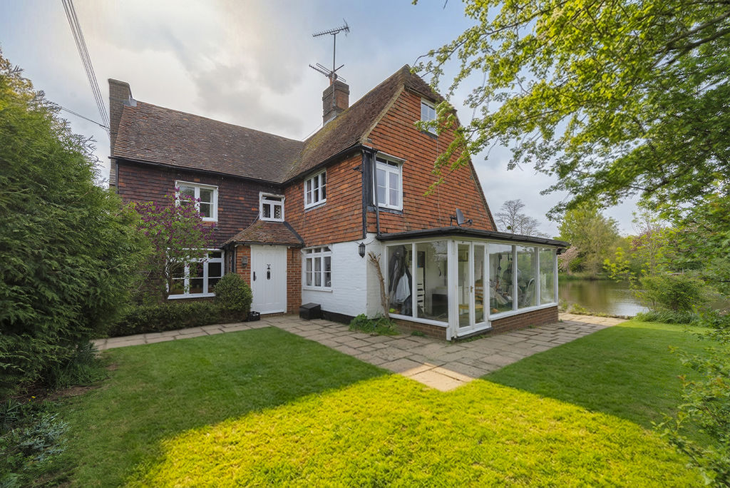 Collier Street, Marden
