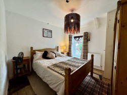 Pontllanfraith, Blackwood, NP12