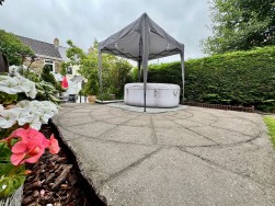 Pontllanfraith, Blackwood, NP12
