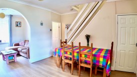 Warne Street, Fleur De Lis, NP12