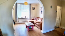 Warne Street, Fleur De Lis, NP12