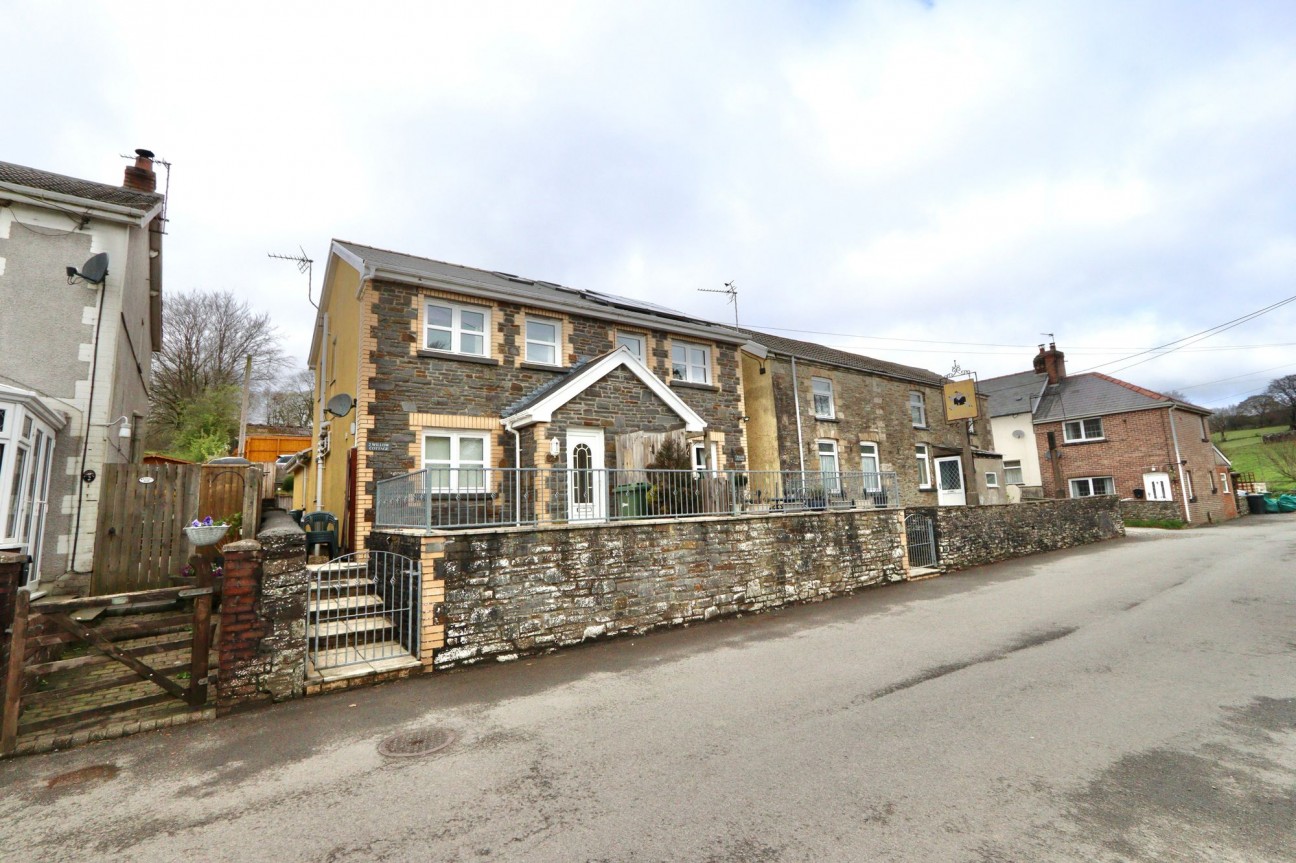 Manmoel, Blackwood, NP12