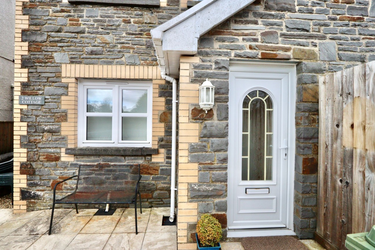 Manmoel, Blackwood, NP12