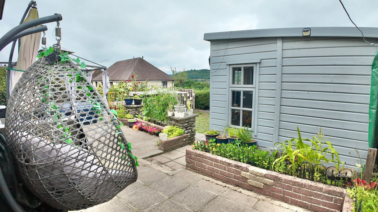 Park Road, Maesycwmmer, CF82