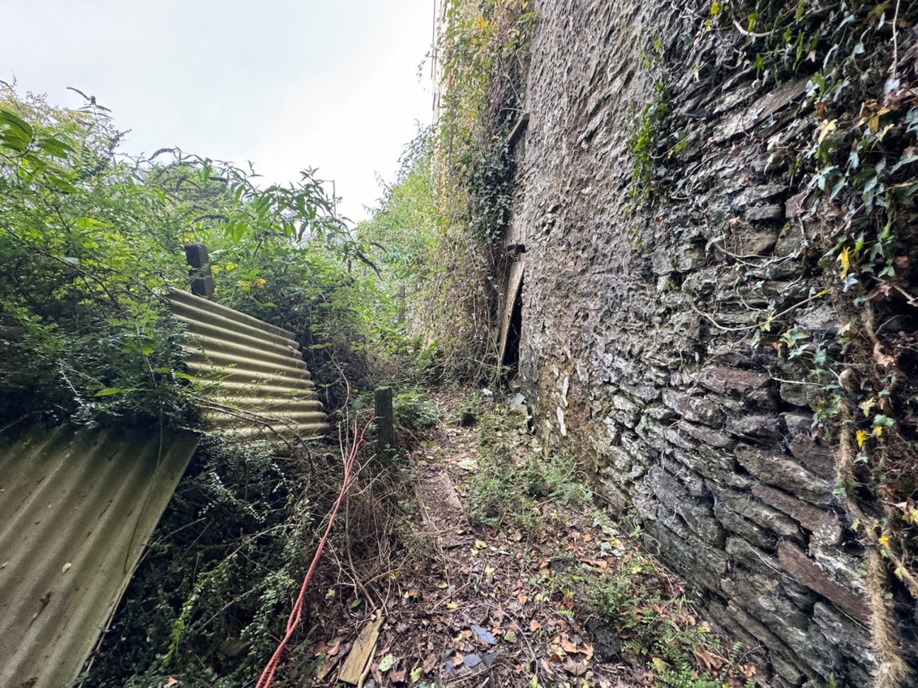Caerphilly, CF83