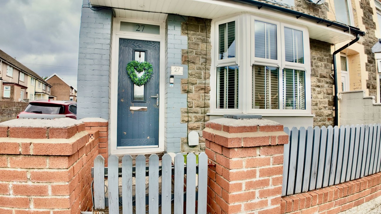 Elizabeth Street, Pentre, CF41