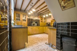 Alexandra Road, Six Bells, NP13