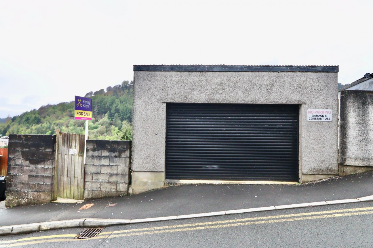 Alexandra Road, Six Bells, NP13