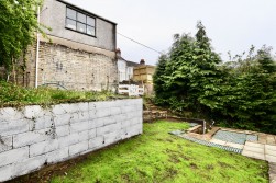 Alexandra Road, Six Bells, NP13