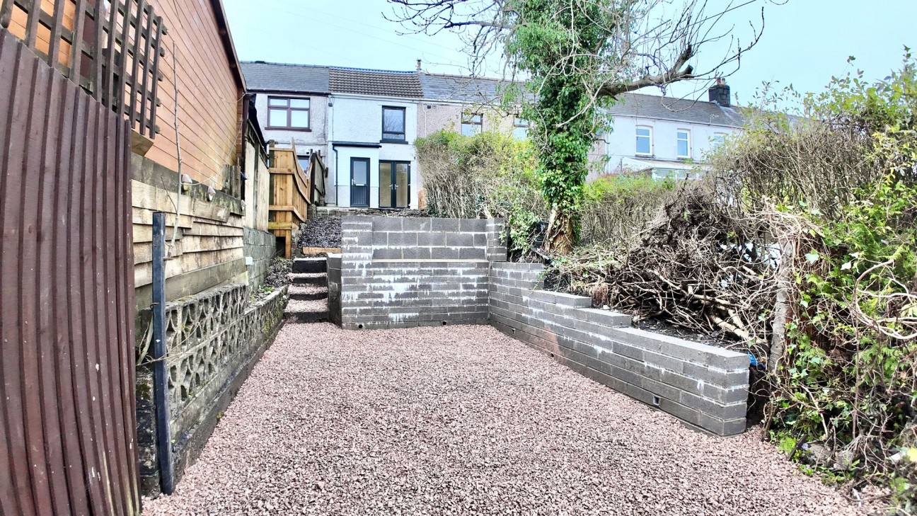 Sunny Bank, Brynmawr, NP23