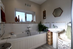 Penmaen Road, Pontllanfraith, NP12