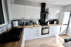 Sunnyview, Argoed, NP12