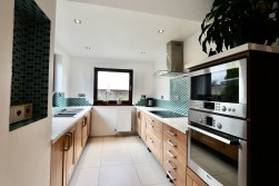 Penmaen Close, Cefn Hengoed, CF82