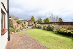 Penmaen Close, Cefn Hengoed, CF82