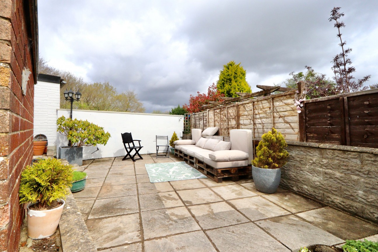 Penmaen Close, Cefn Hengoed, CF82