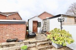 Penmaen Close, Cefn Hengoed, CF82