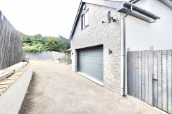 Victoria Road, Fleur De Lis, NP12