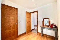 Victoria Road, Fleur De Lis, NP12
