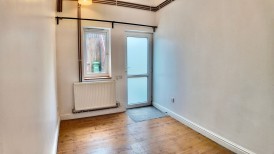 Blackwood Road, Pontllanfraith, NP12