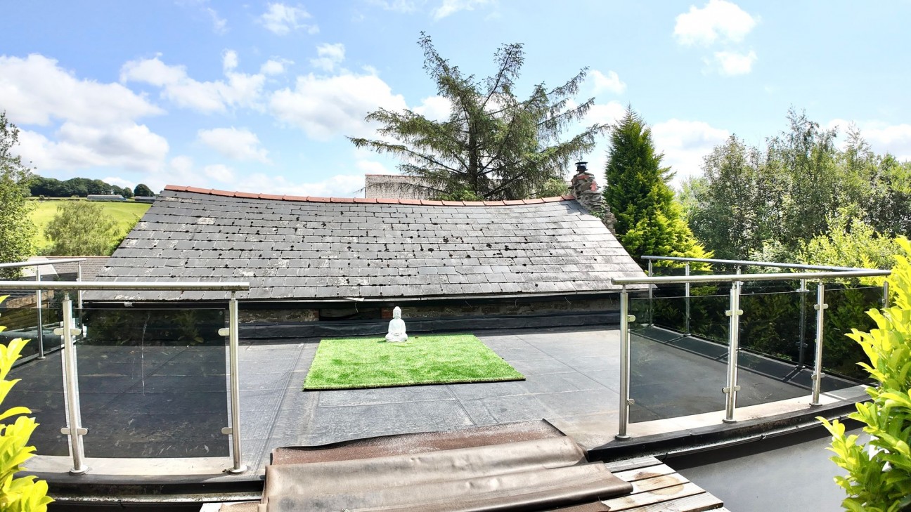 High Street, Argoed, NP12