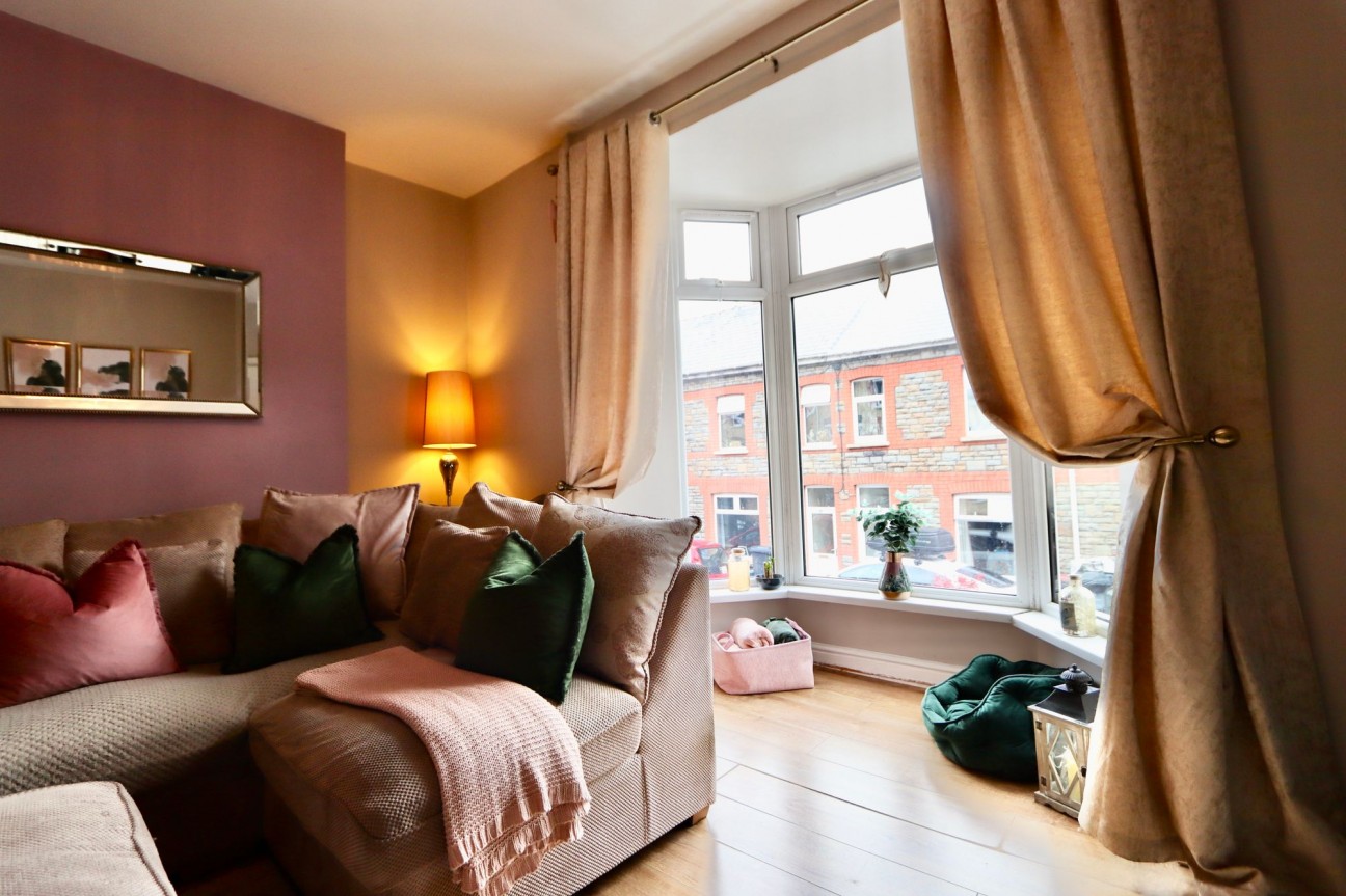 Lancaster Street, Six Bells, NP13