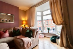 Lancaster Street, Six Bells, NP13