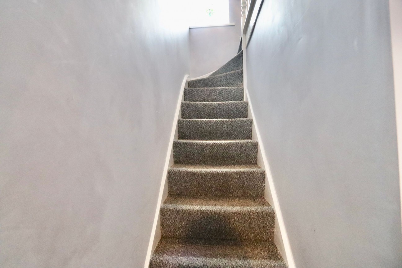 Lancaster Street, Six Bells, NP13