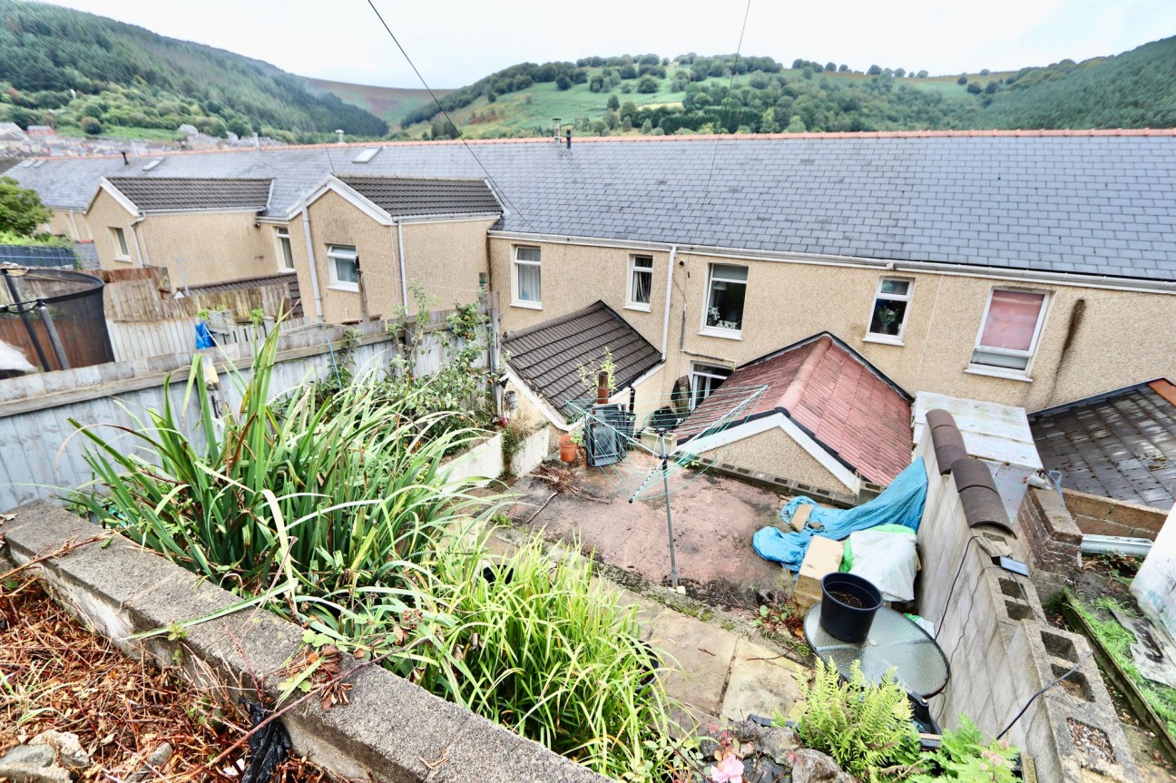 Lancaster Street, Six Bells, NP13