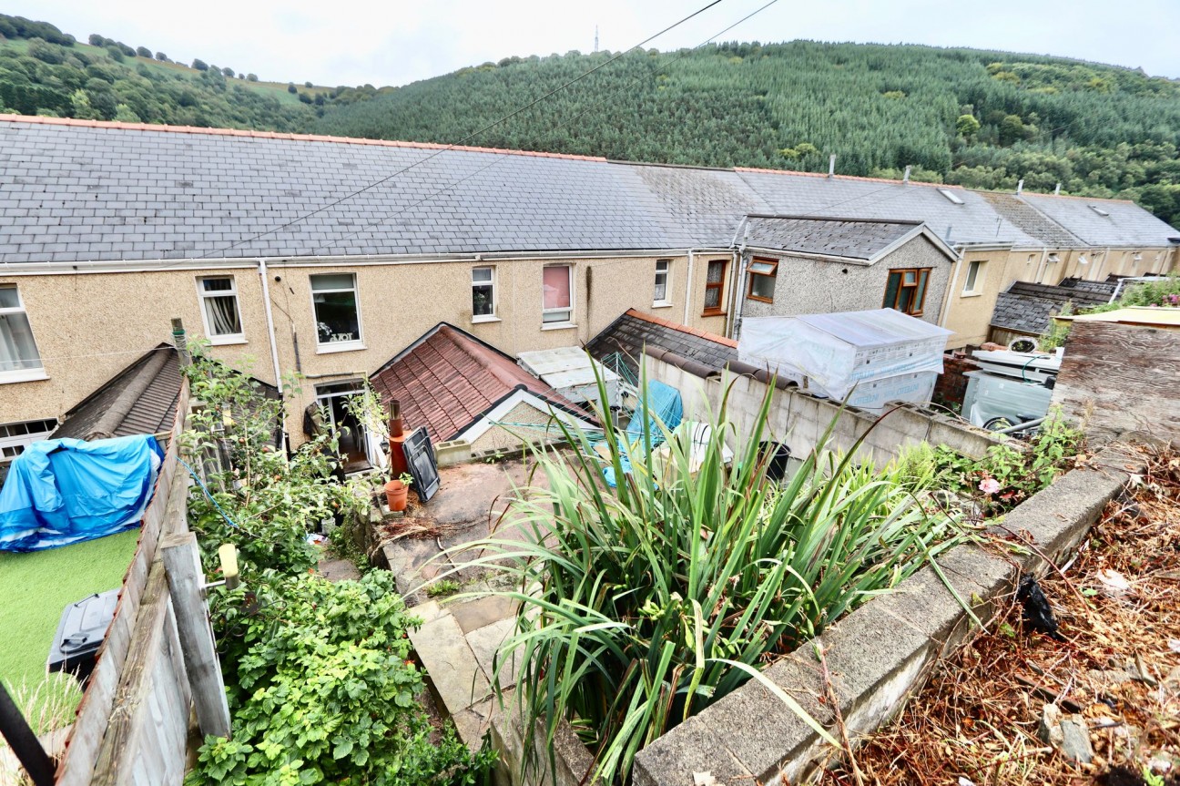 Lancaster Street, Six Bells, NP13