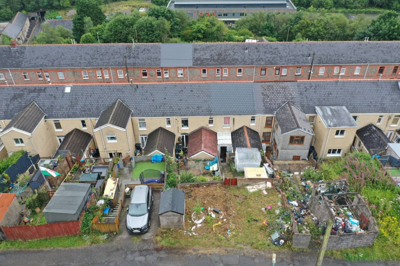 Lancaster Street, Six Bells, NP13