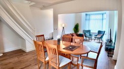 Raymond Terrace, Pontypridd, CF37