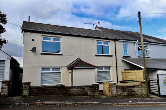 Bryn Road, Cefn Fforest, NP12