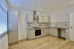 Bryn Road, Cefn Fforest, NP12