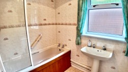 Elidyr Road, Newbridge, NP11