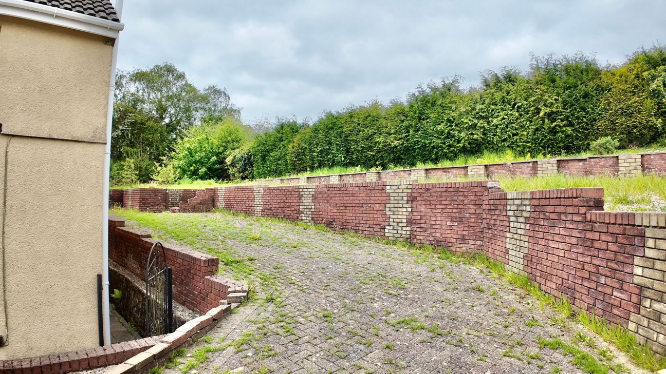 Elidyr Road, Newbridge, NP11