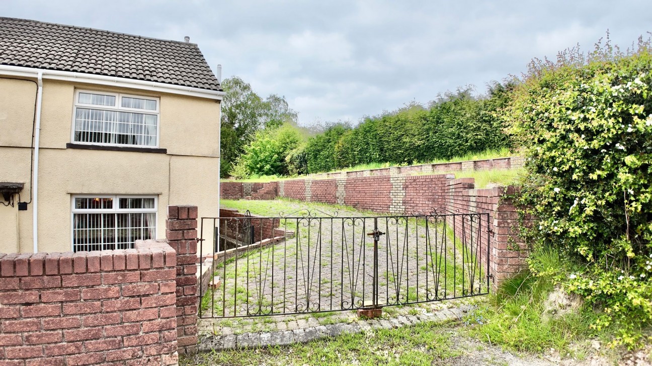 Elidyr Road, Newbridge, NP11